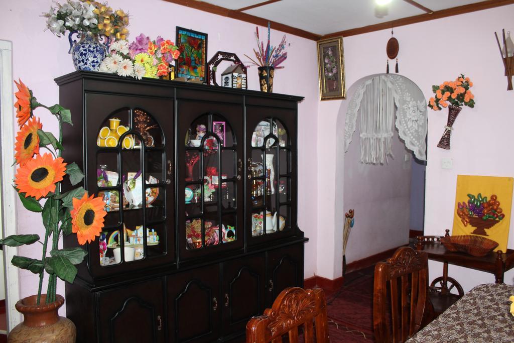 Hotel Crystal Mounts à Nuwara Eliya Extérieur photo