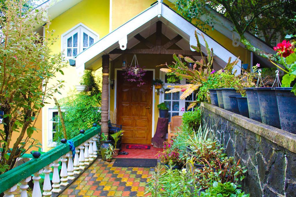 Hotel Crystal Mounts à Nuwara Eliya Extérieur photo